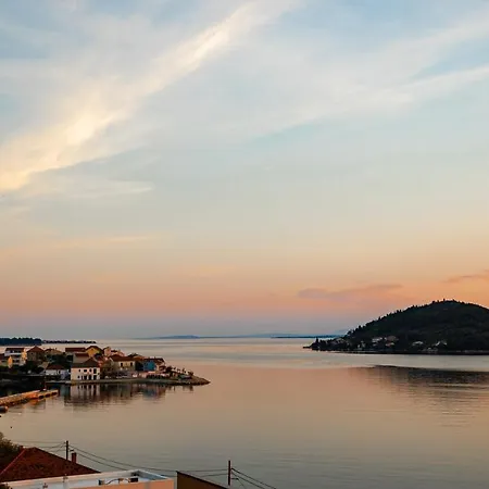 וילה Trinity - Hillside With Sea View And Infinity Pool *