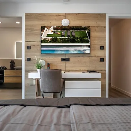 Trinity - Hillside With Sea View And Infinity Pool קאלי