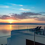 Villa Trinity - Hillside With Sea View And Infinity Pool