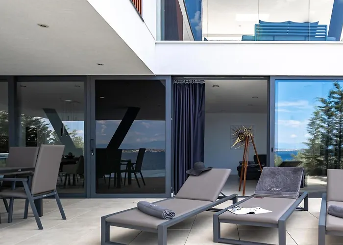 Trinity - Hillside With Sea View And Infinity Pool Вилла