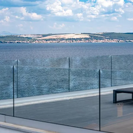 Trinity - Hillside With Sea View And Infinity Pool Vila