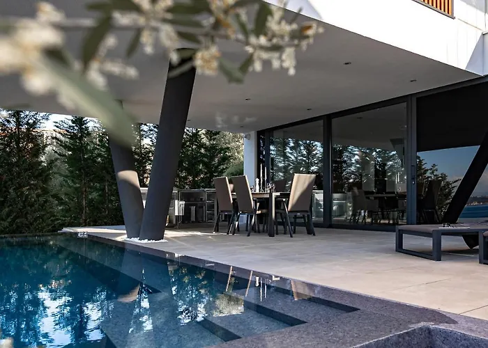 Villa Trinity - Hillside With Sea View And Infinity Pool *