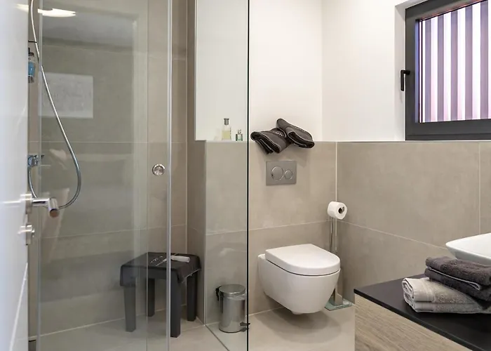 Trinity - Hillside With Sea View And Infinity Pool 빌라 *